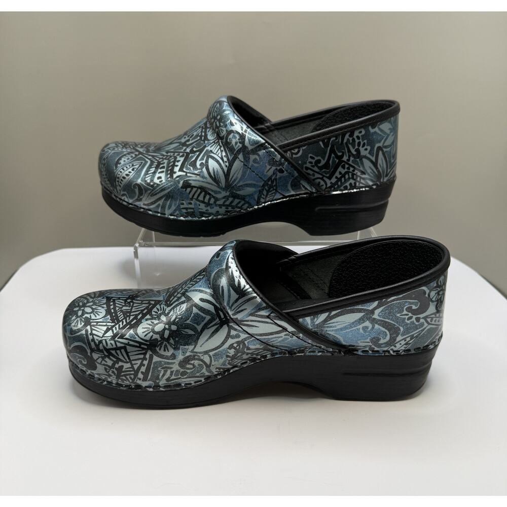 Dansko Professional Floral Patent Clogs Denim Print Size 40 US 9-9.5 - Picture 6 of 8